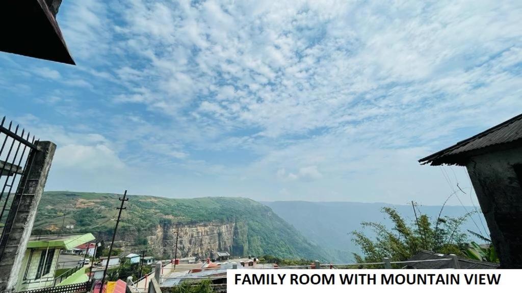 Odyssey'S Pateng Homestay, Cherrapunji Eksteriør billede